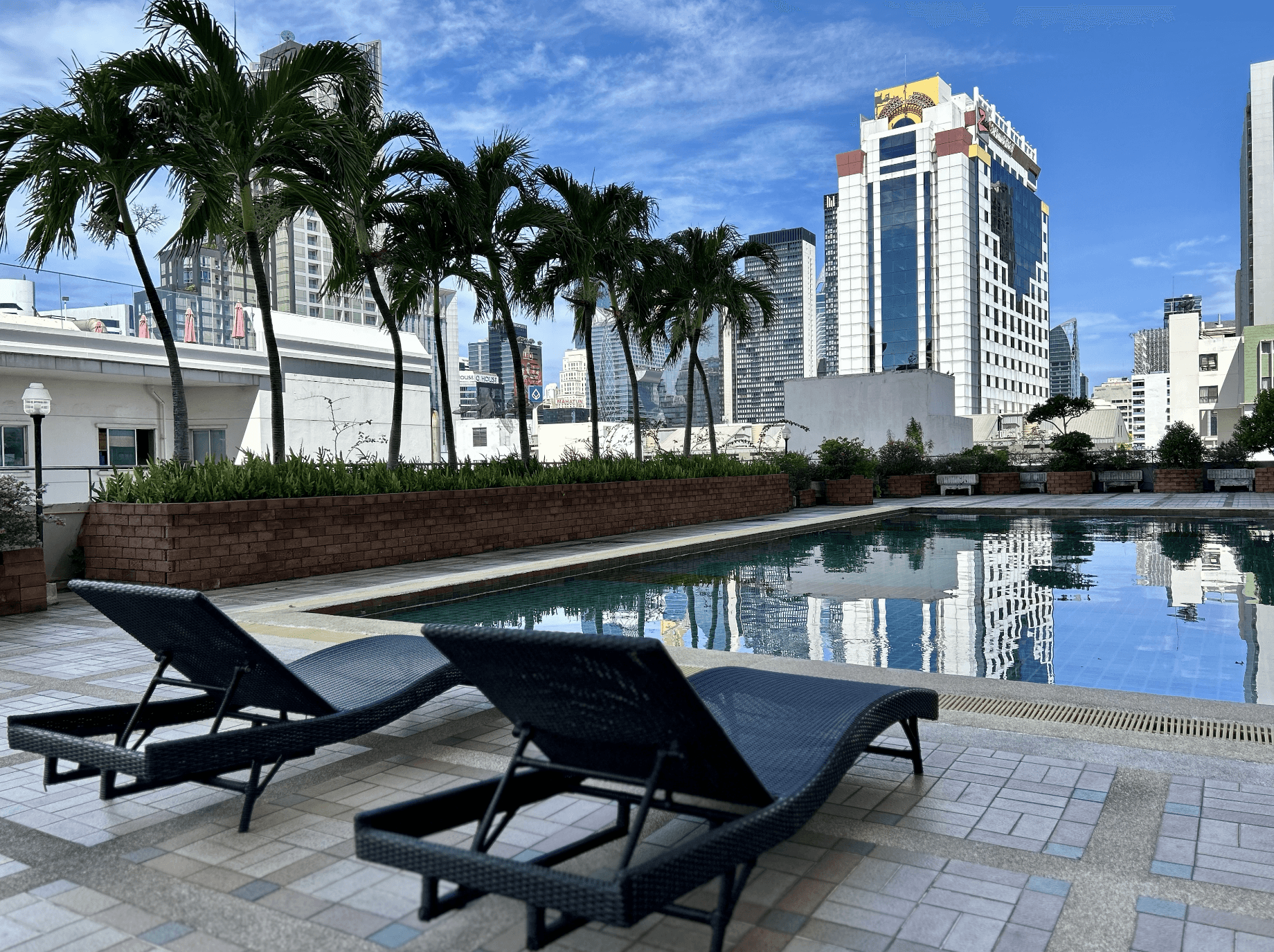Royal Benja Hotel - Big Rooms, Family-friendly