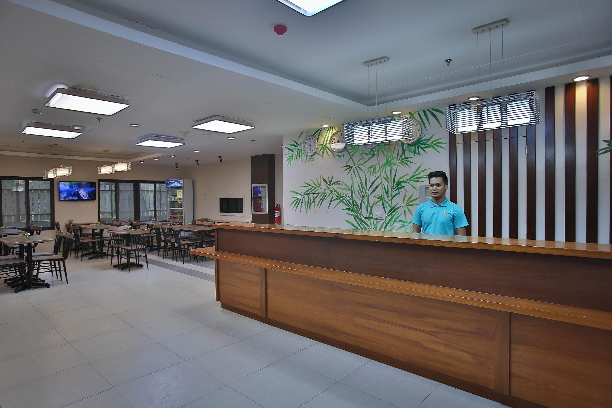 Coron Soleil Express Hotel