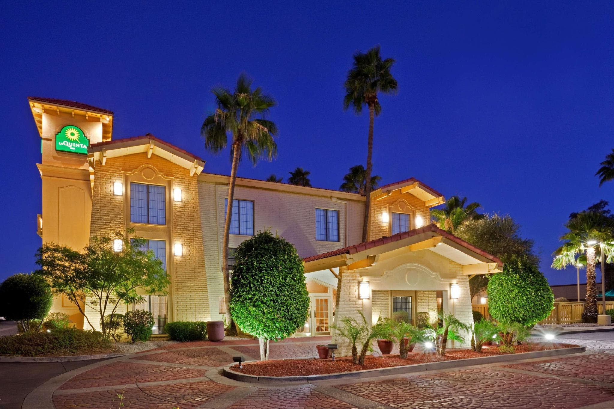 La Quinta Inn by Wyndham Phoenix Sky Harbor Airport