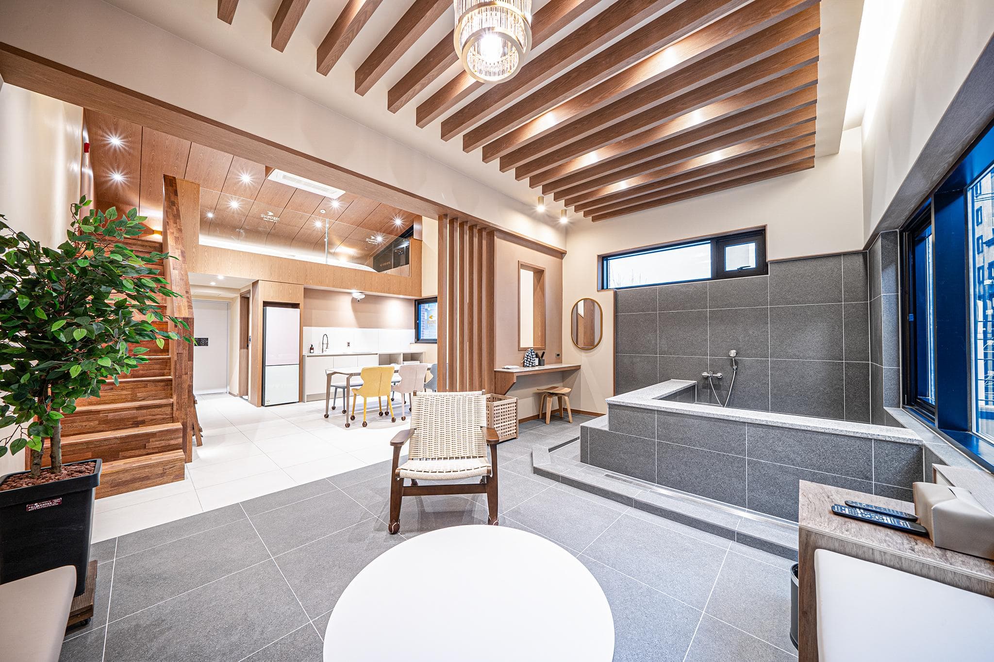 Hound Hotel Daegu Seongseo
