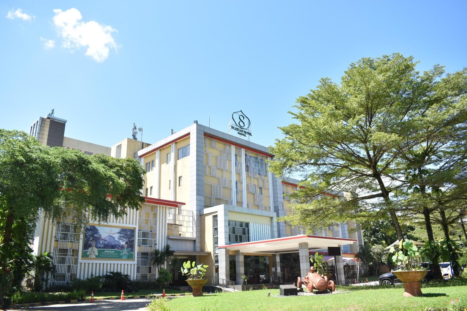 Lorin Syariah Hotel Sentul