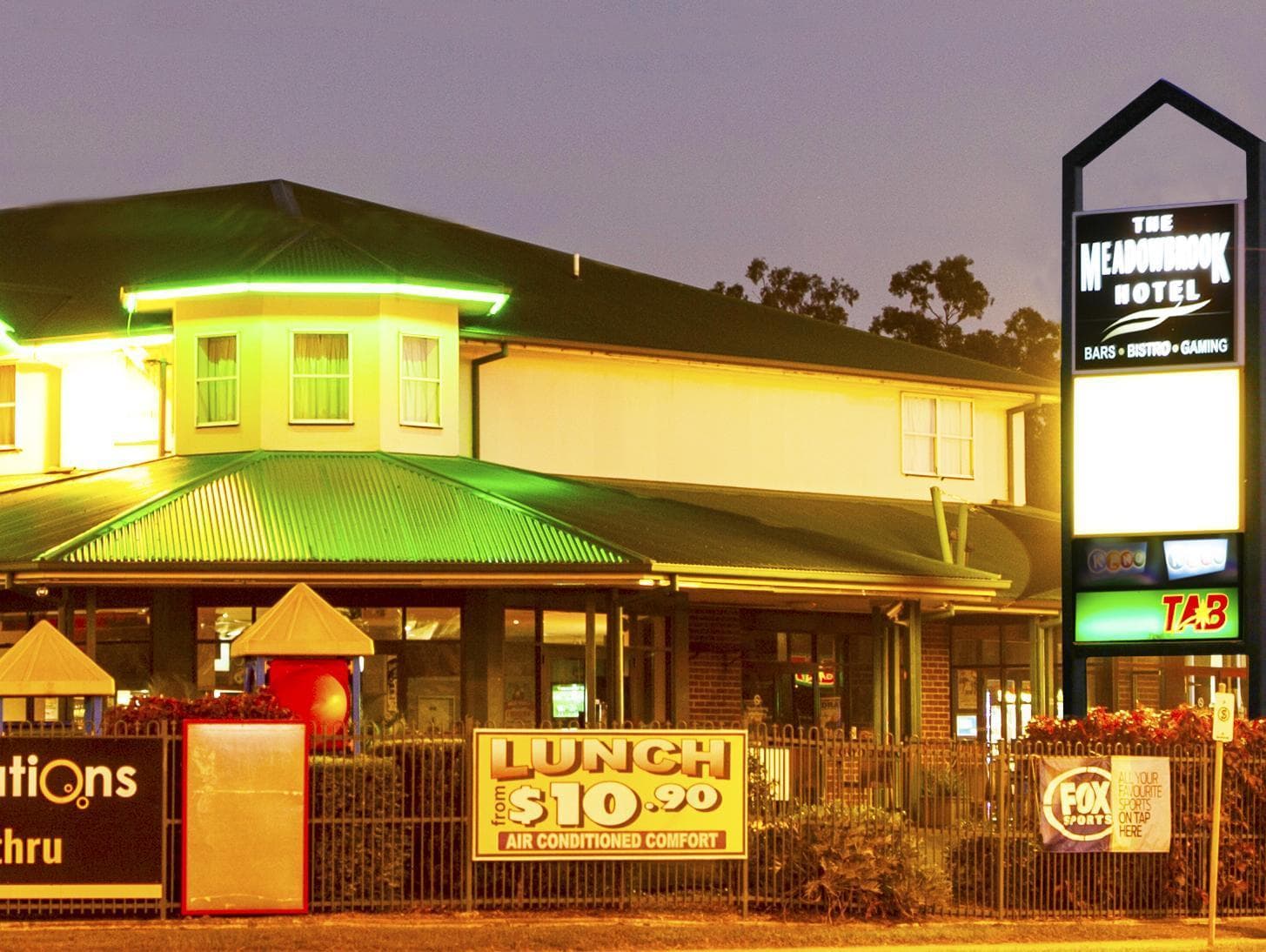 Meadowbrook Hotel