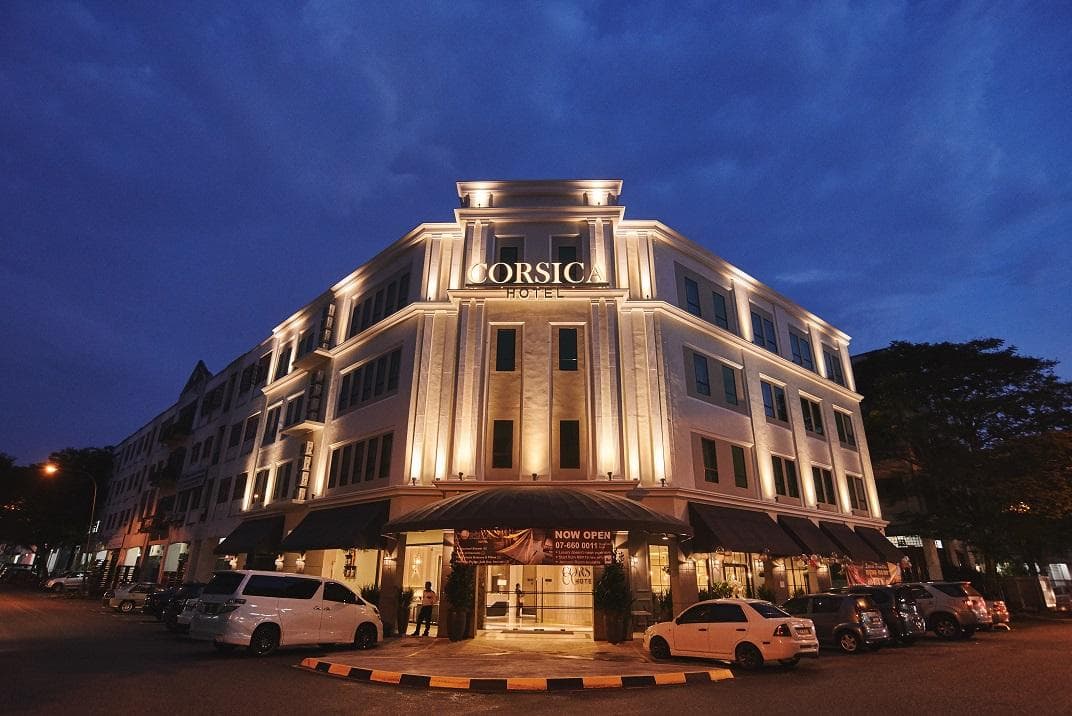 Corsica Hotel