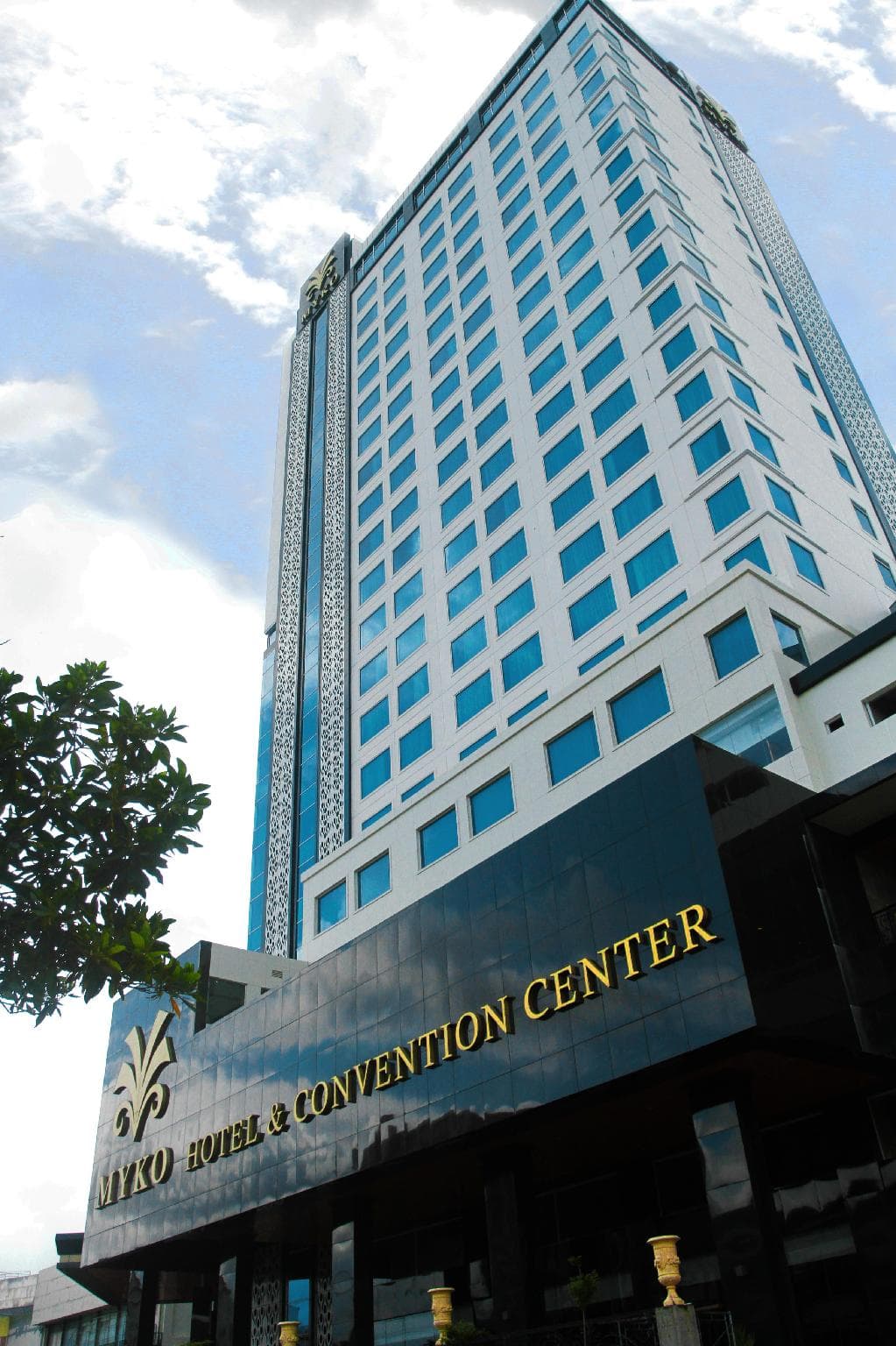 Myko Hotel and Convention Center Makassar