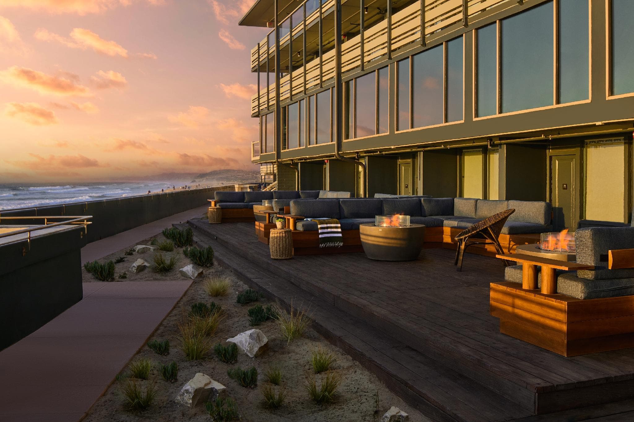 Monterey Beach Hotel, a Tribute Portfolio Hotel