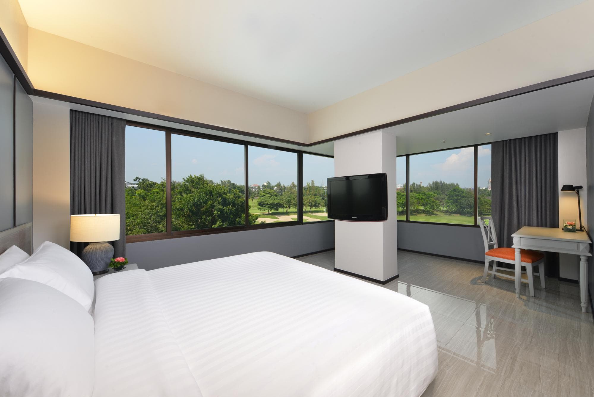 Tinidee Hotel Bangkok Golf Club