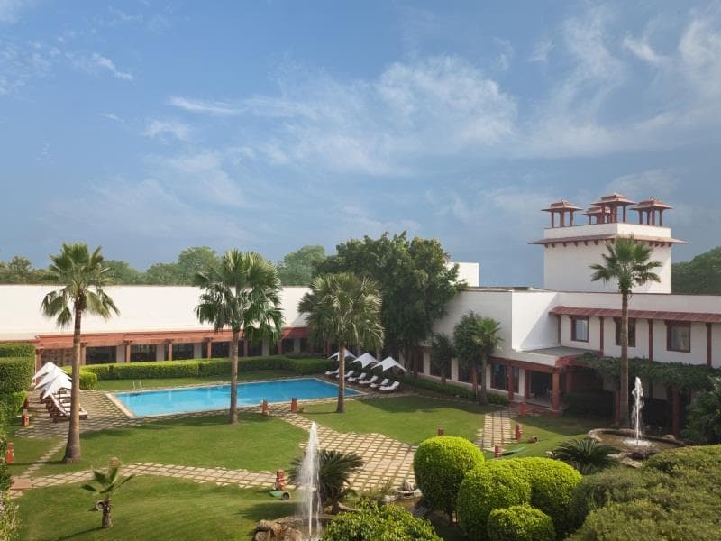 Trident, Agra