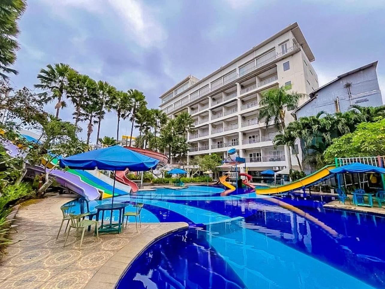 Grand Aquarium Hotel Pangandaran