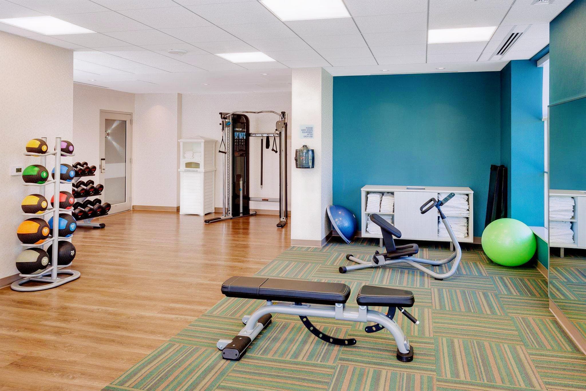 Holiday Inn Express & Suites Downtown Ottawa East by IHG