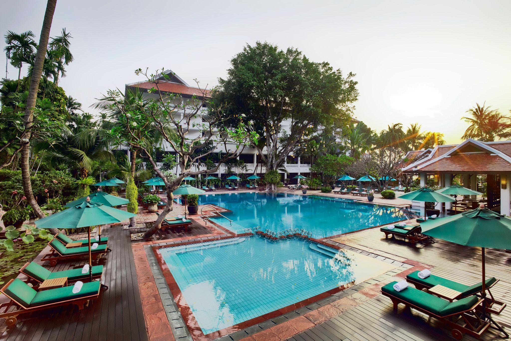 Anantara Riverside Bangkok Resort
