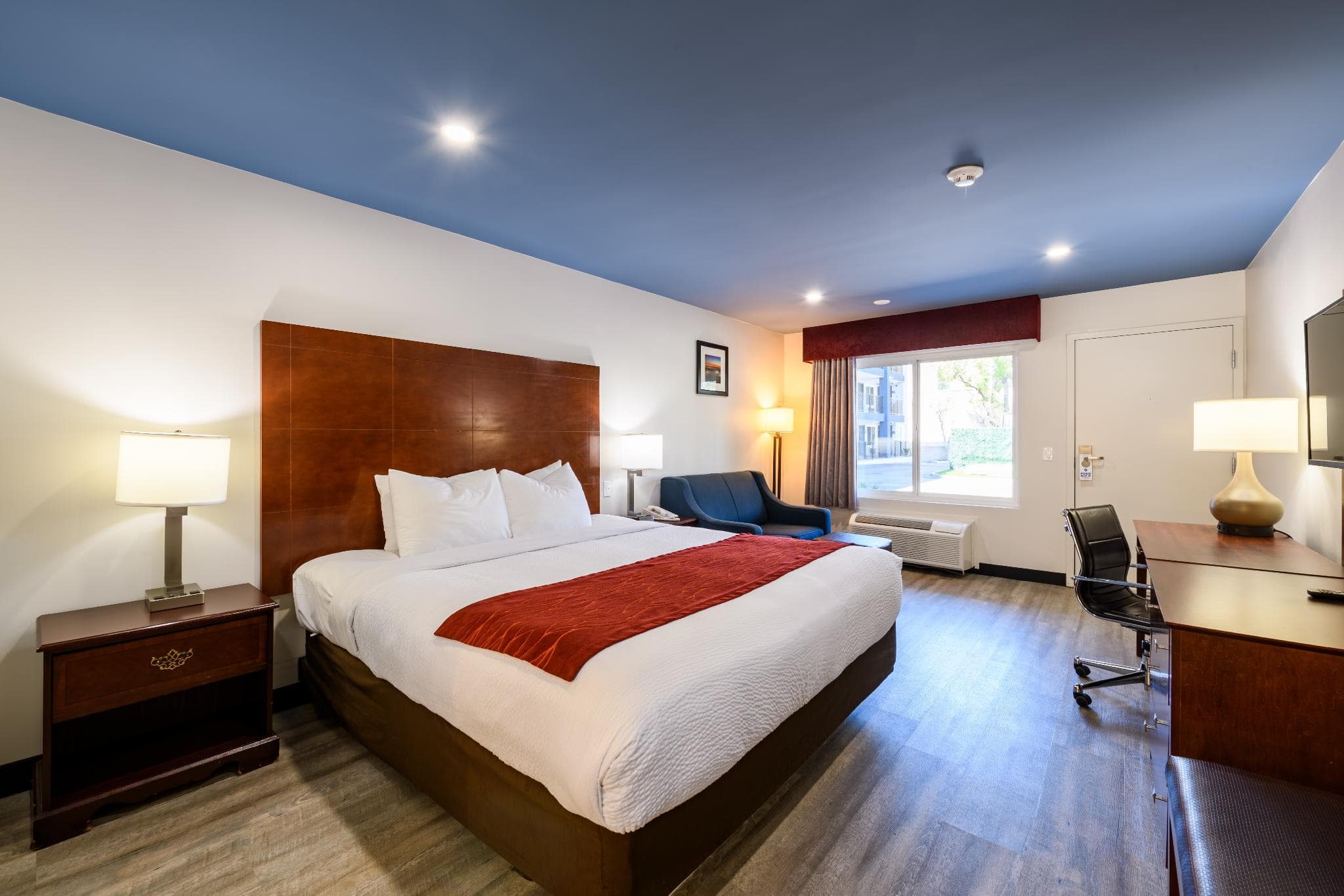 Hyland Inn near Pasadena Civic Center