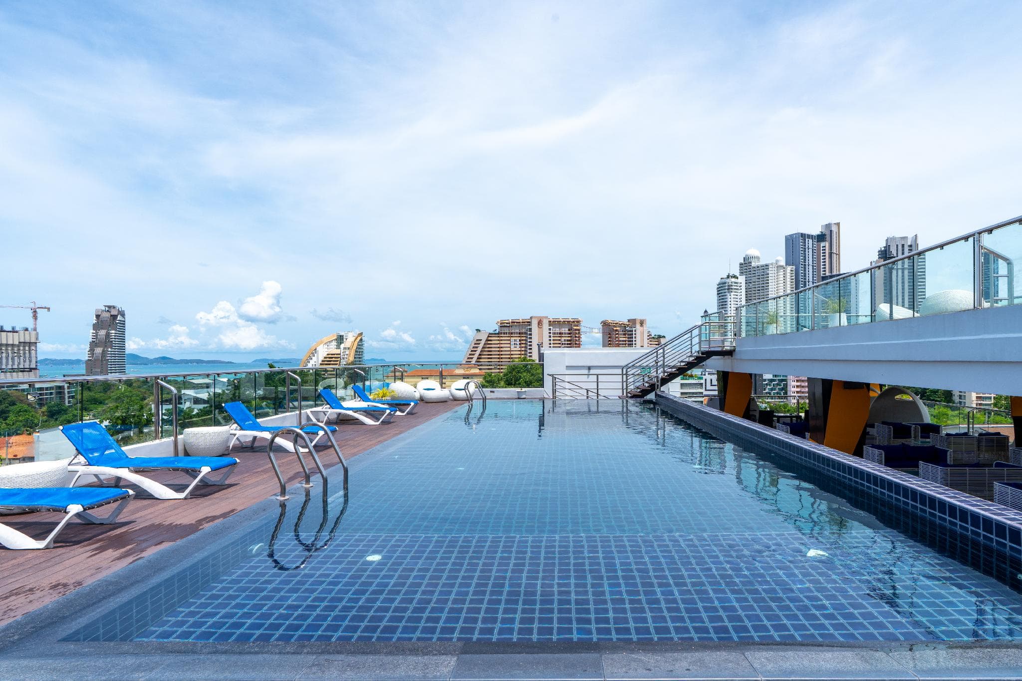 Blue Boat Hotel JC