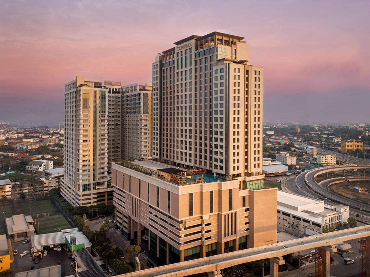 The Grand Fourwings Convention hotel