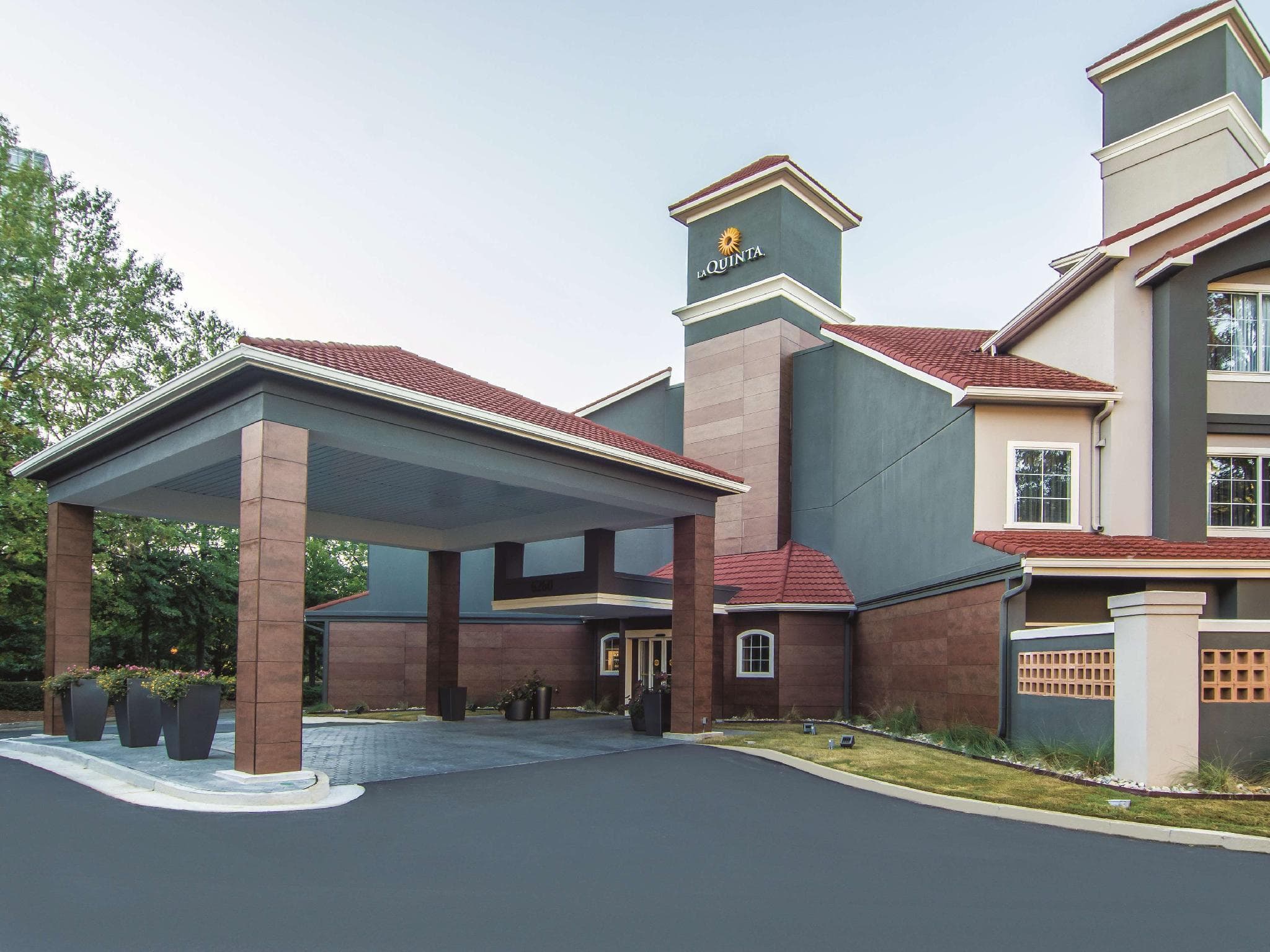 La Quinta Inn & Suites by Wyndham Atlanta Perimeter Medical