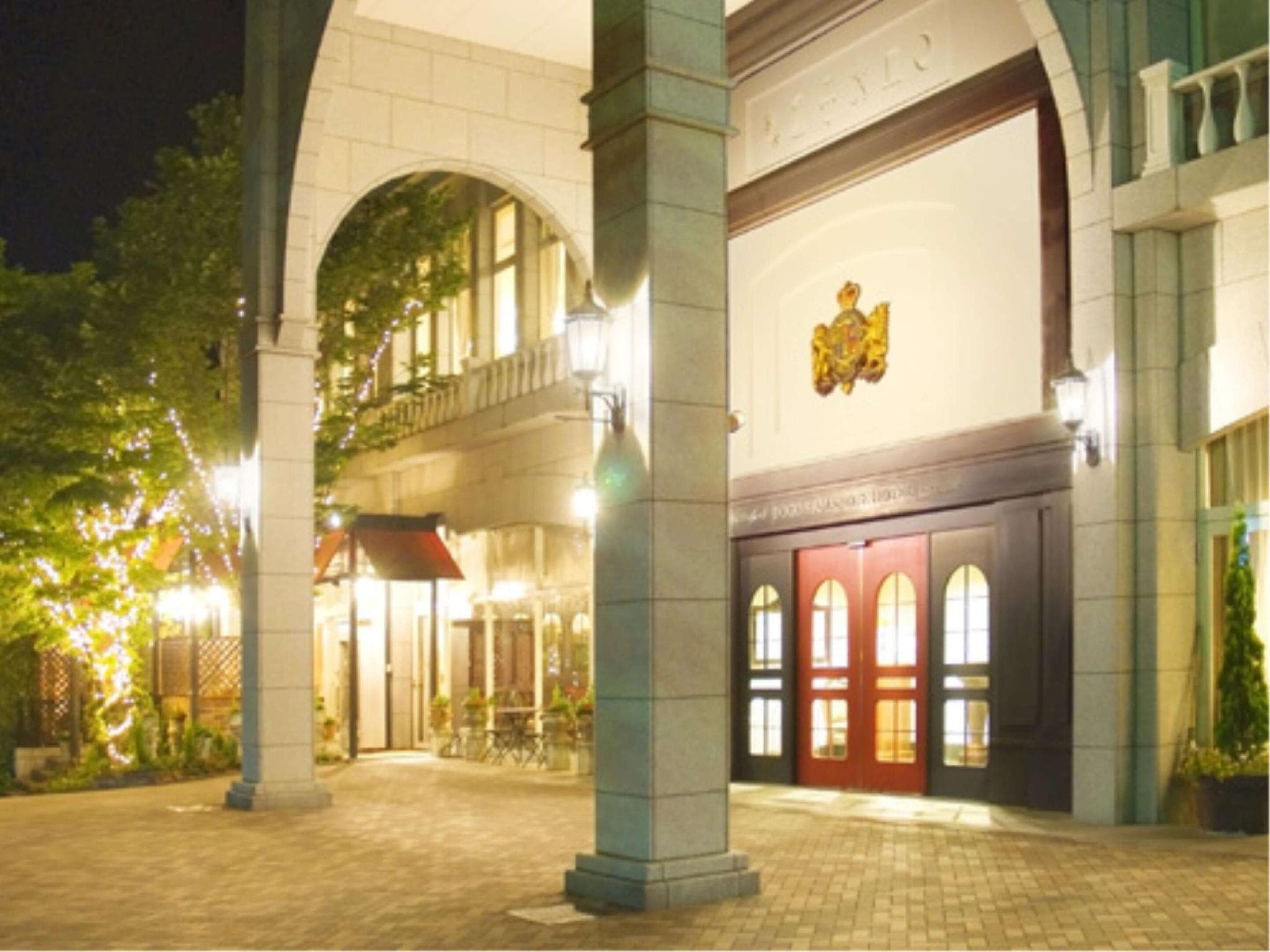 Old England Dogo Yamanote Hotel