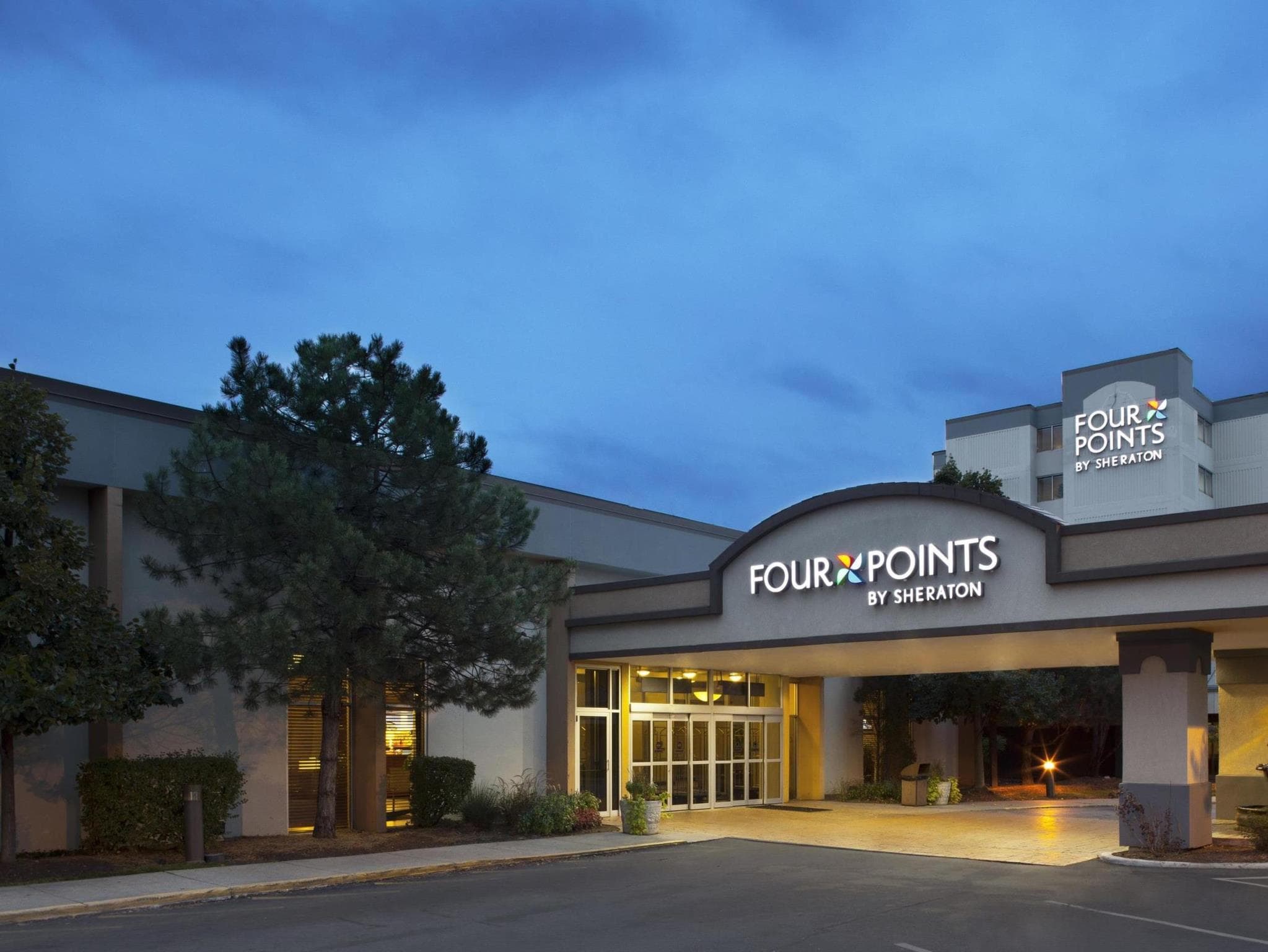 Four Points by Sheraton Chicago O'Hare Airport