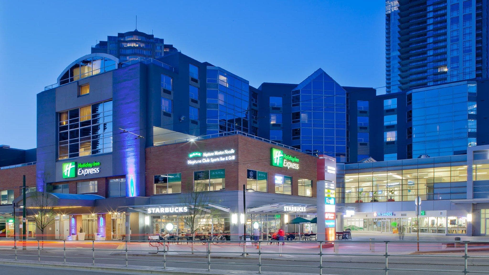 Holiday Inn Express Vancouver-Metrotown (Burnaby) By IHG