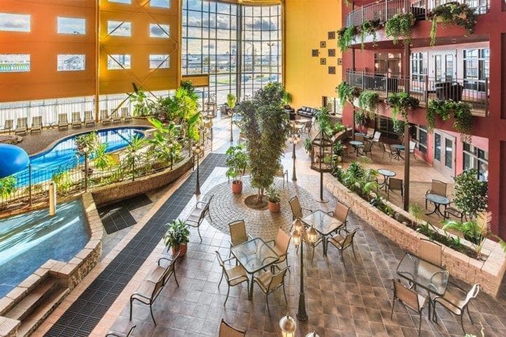 Hotel Ambassadeur et Suites