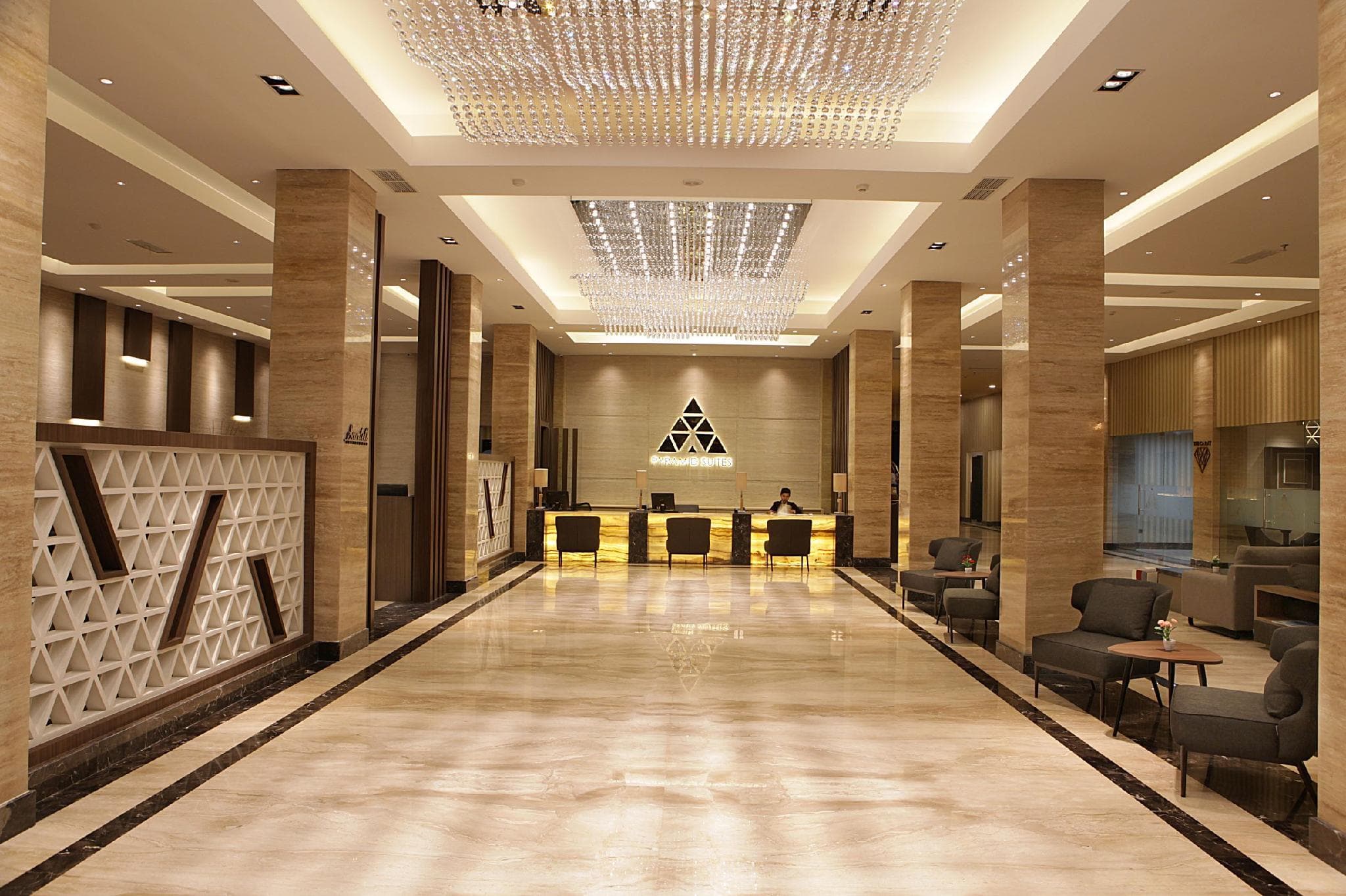 pyramid suites Hotel
