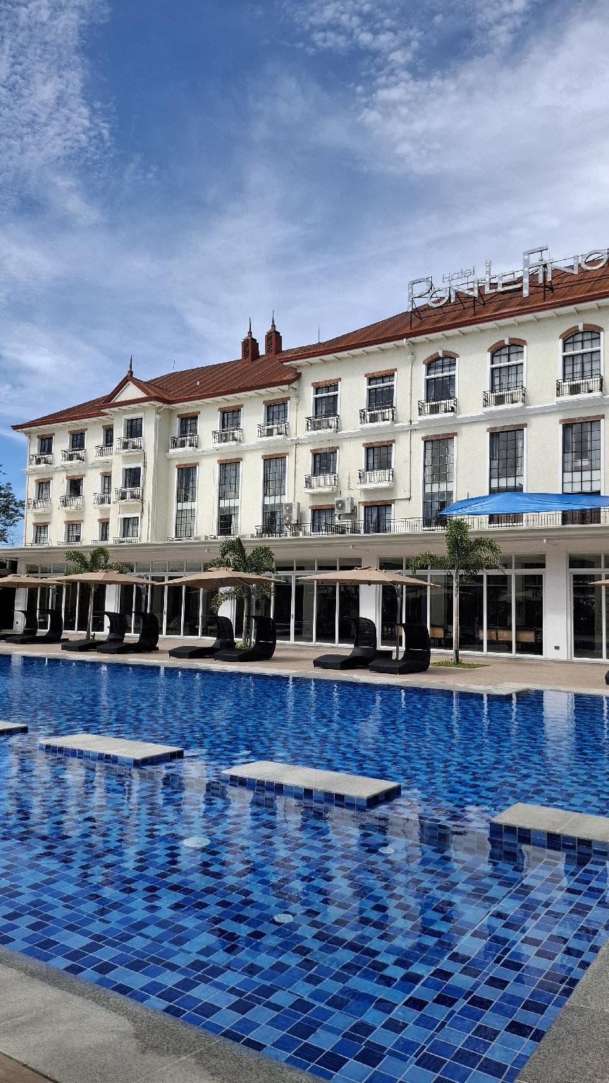 Pontefino Hotel and Residences