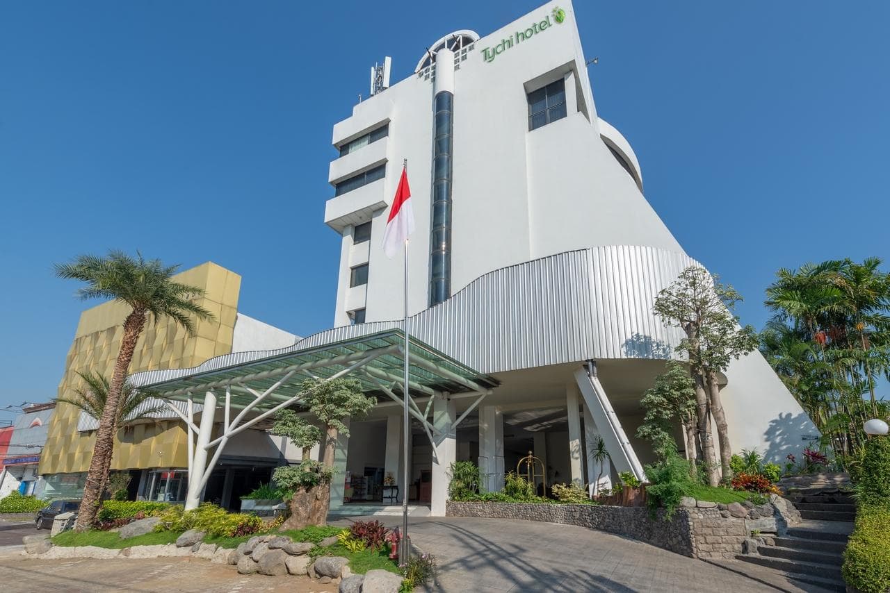 Lux Tychi Hotel Malang