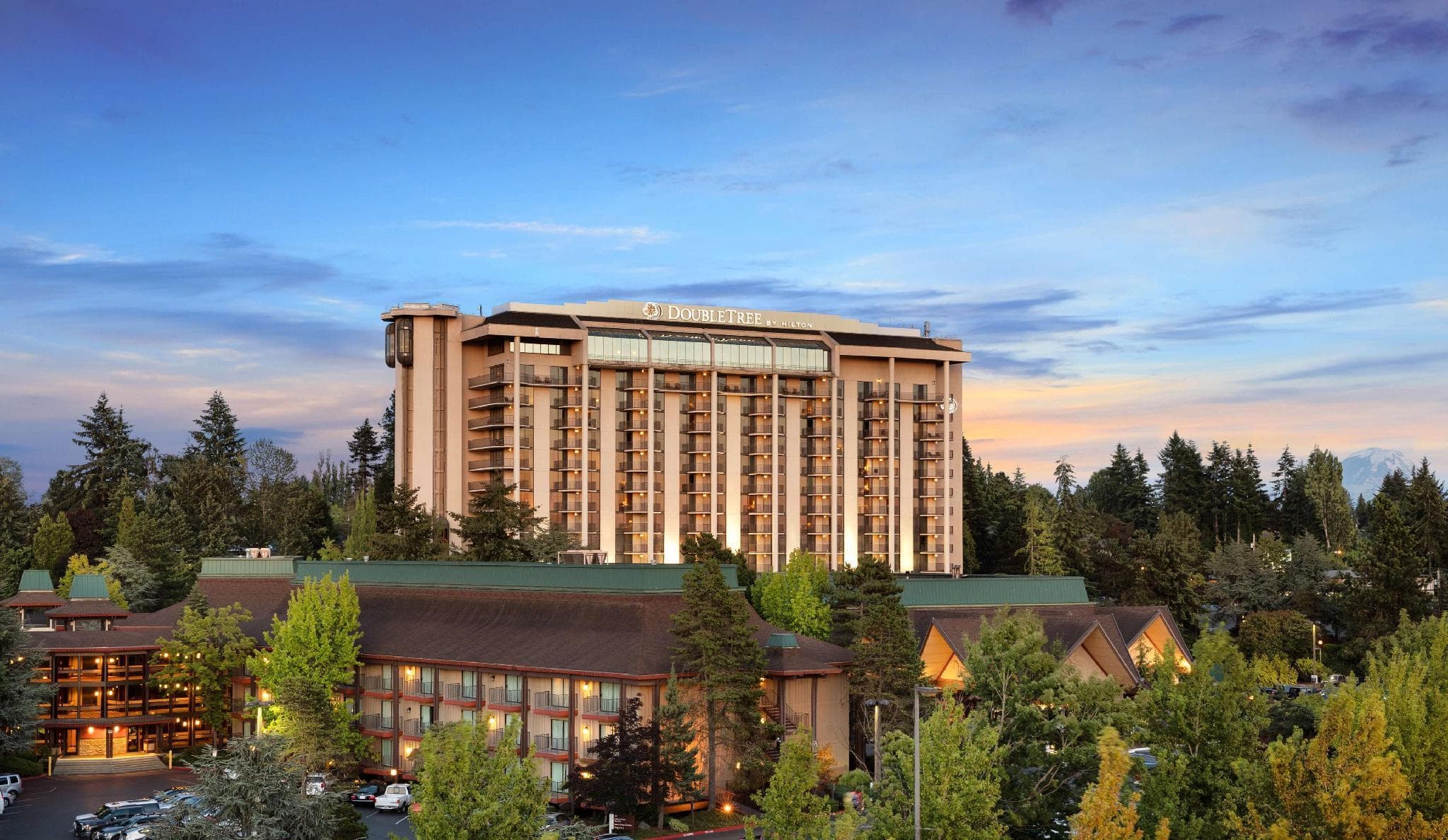 DoubleTree by Hilton Seattle-Airport