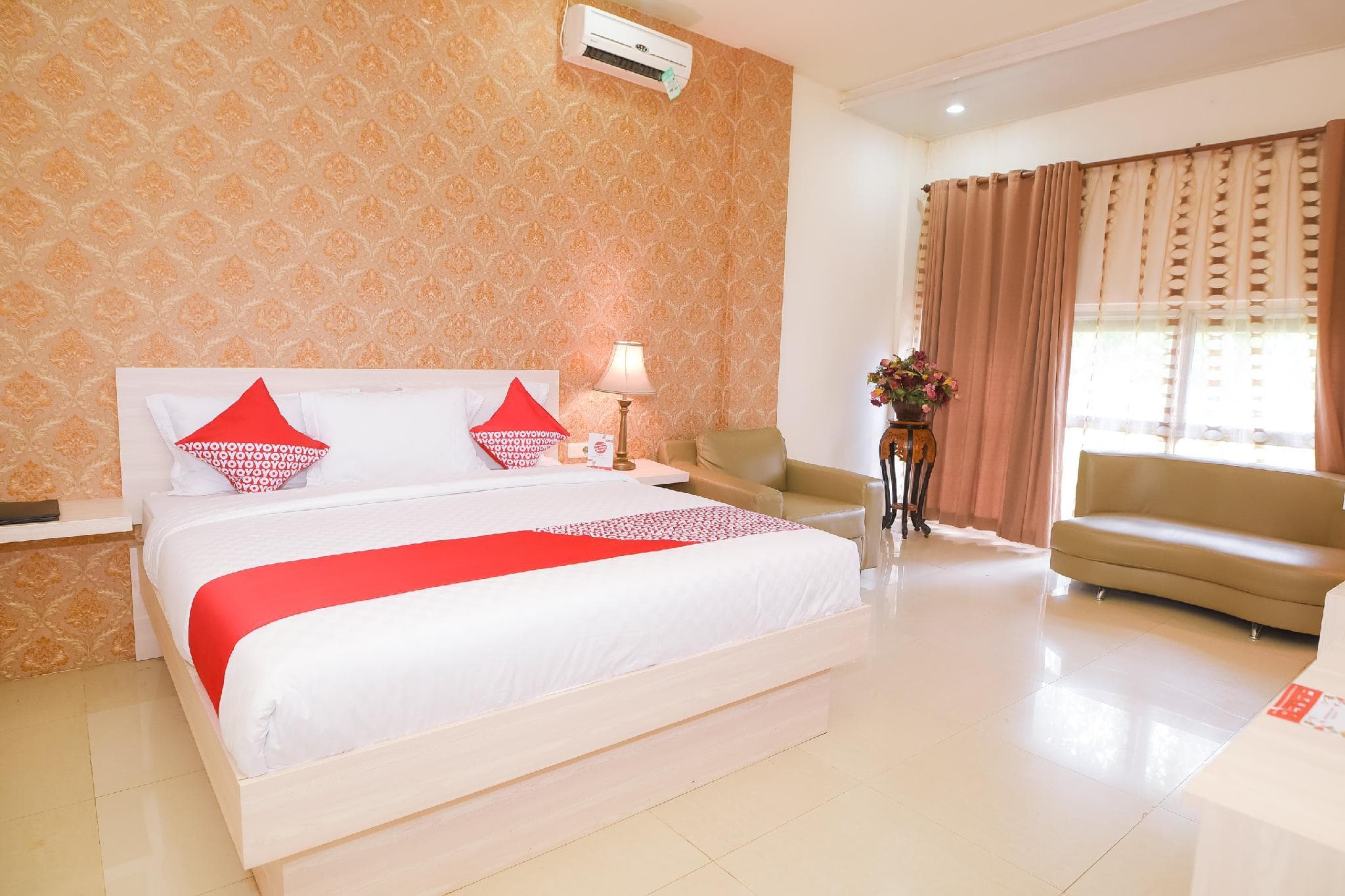 Capital O 854 Ub Caisar Hotel