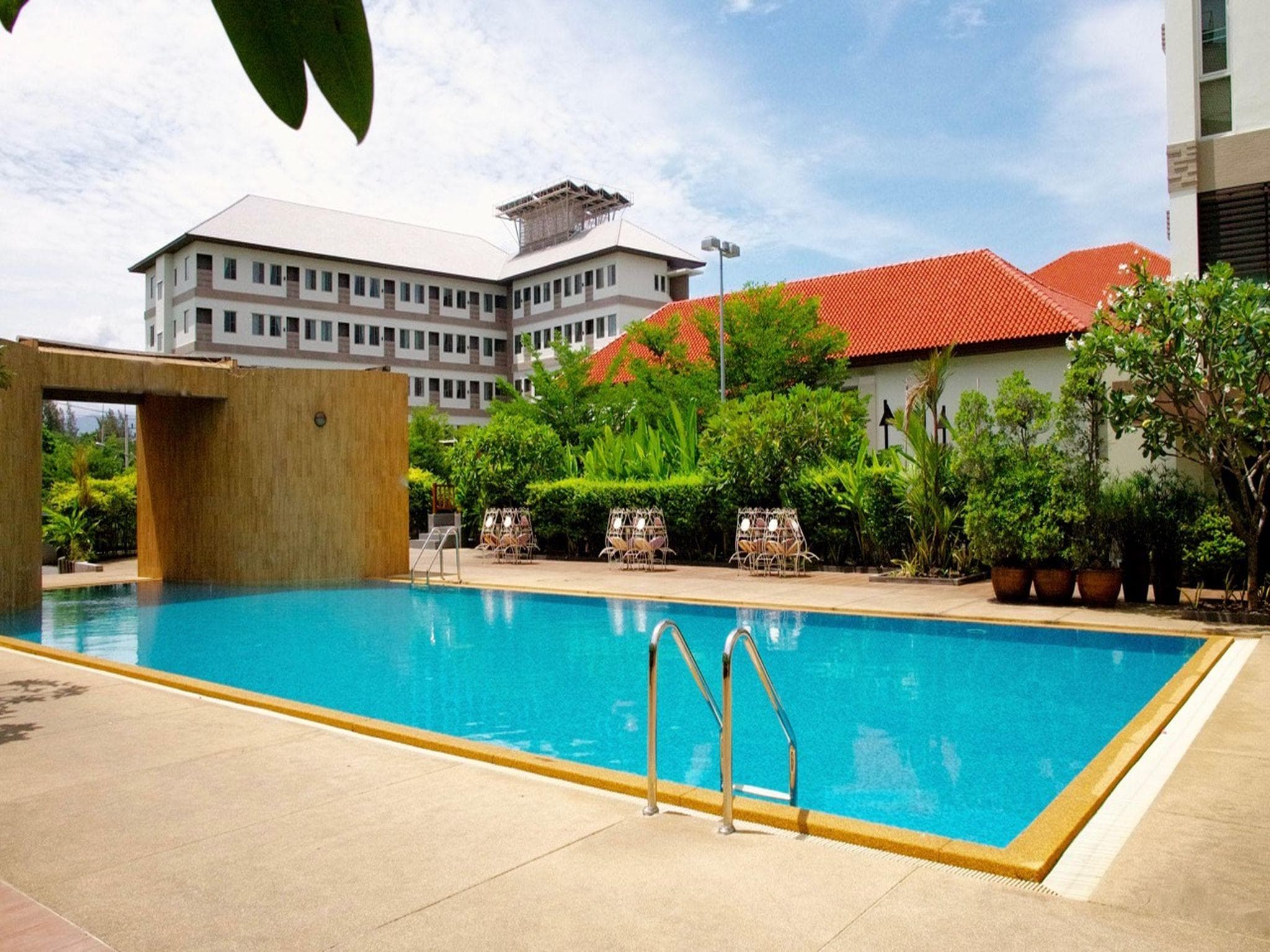 J. Park Hotel