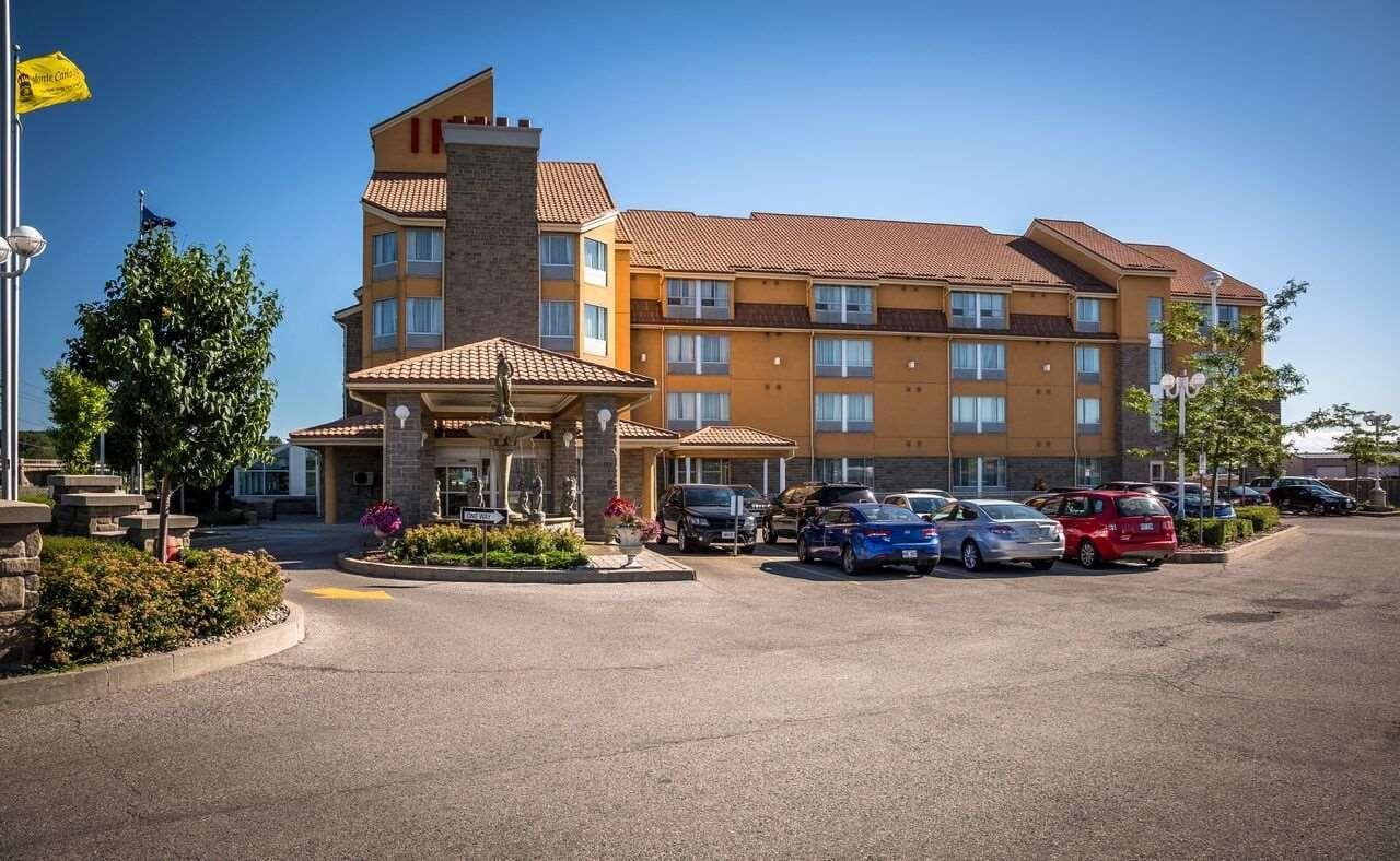 Monte Carlo Inn Barrie