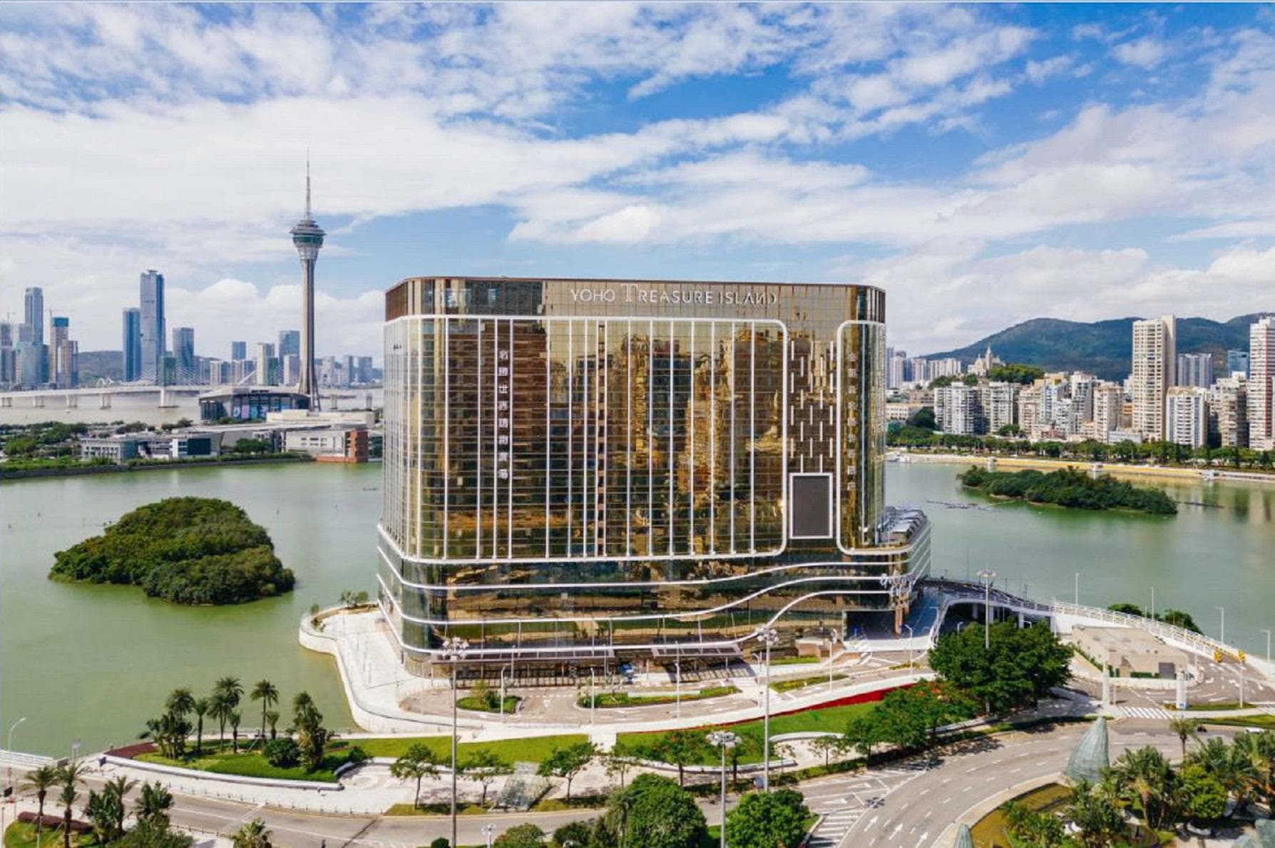 YOHO Resorts World Hotel
