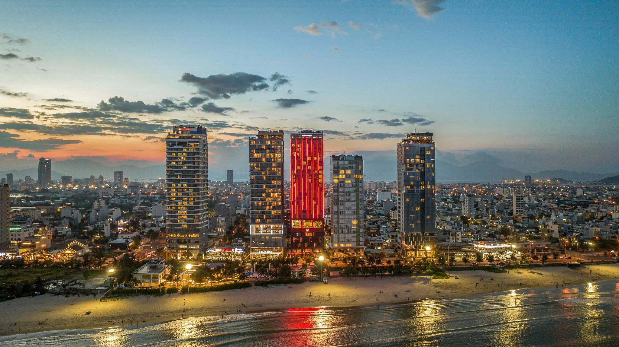 Radisson RED Danang