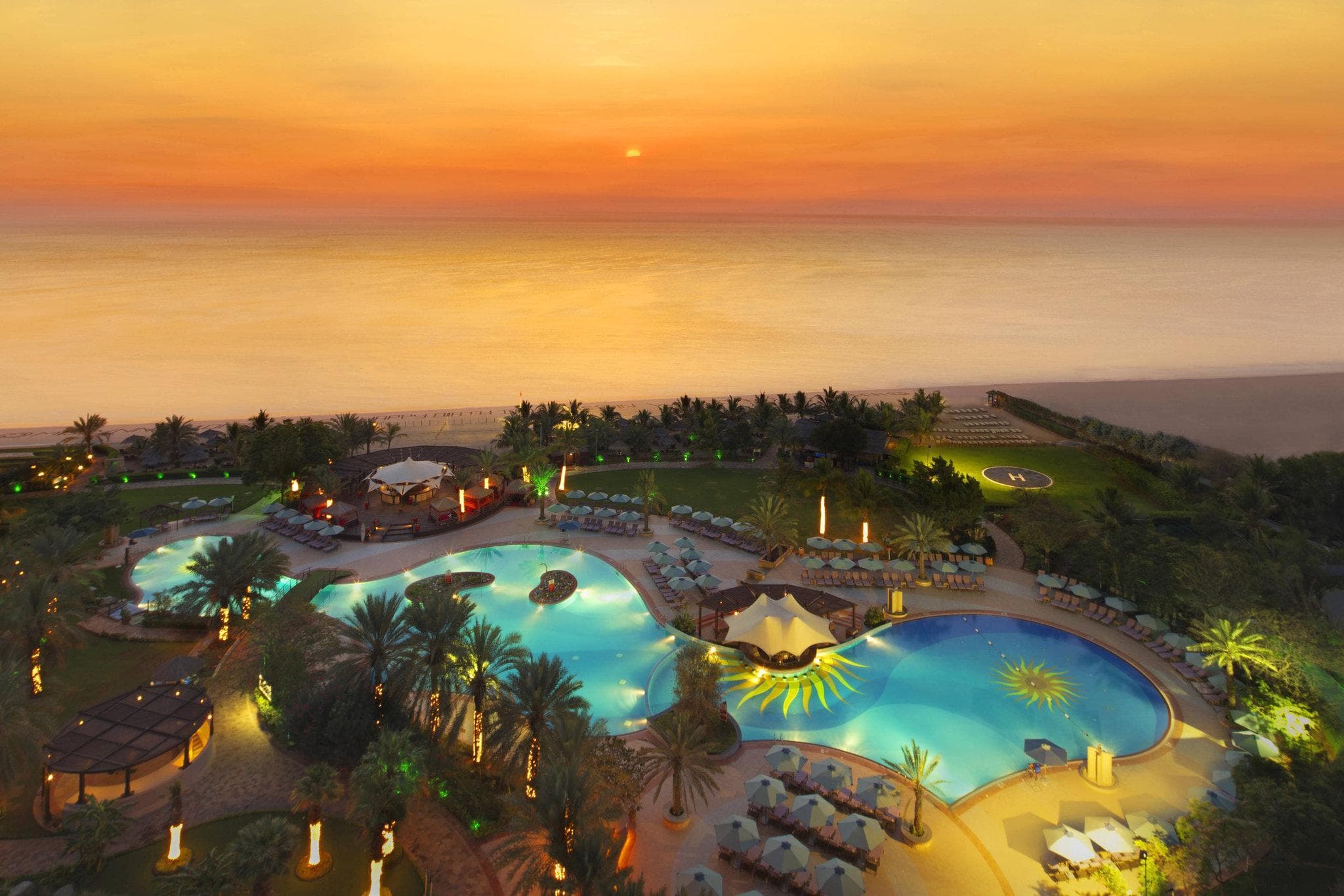 Le Méridien Al Aqah Beach Resort