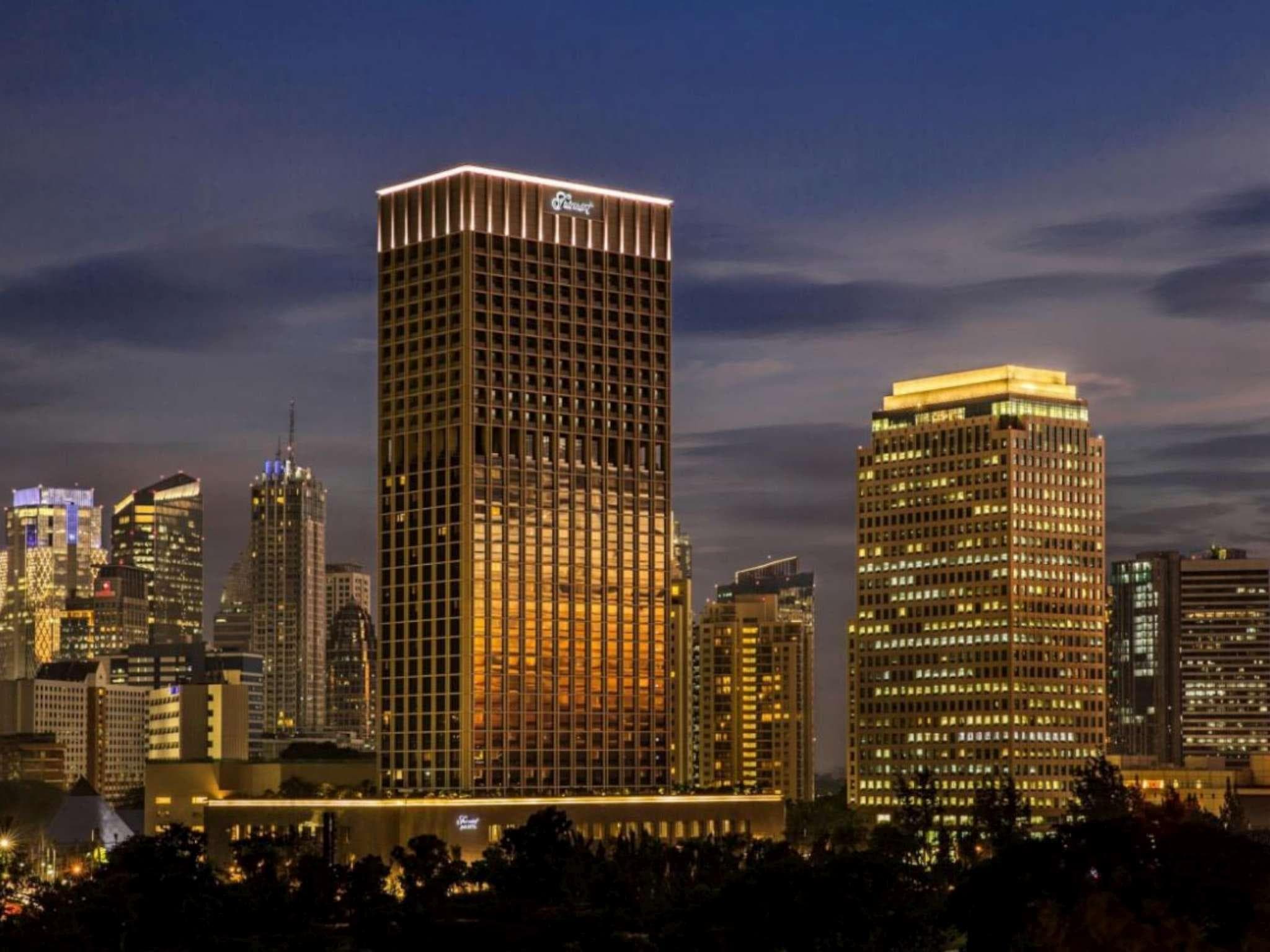 Fairmont Jakarta Hotel