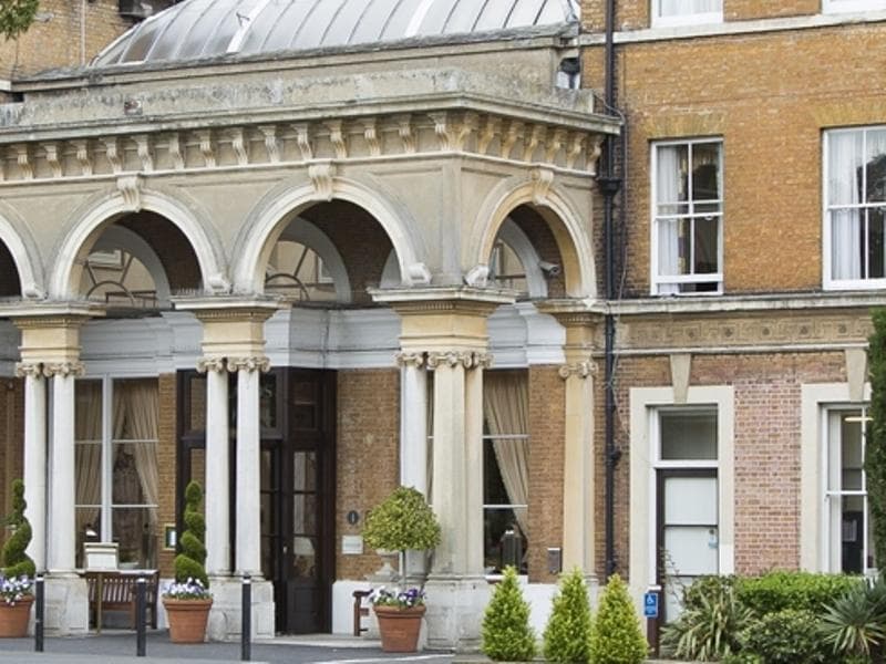 Oatlands Park Hotel